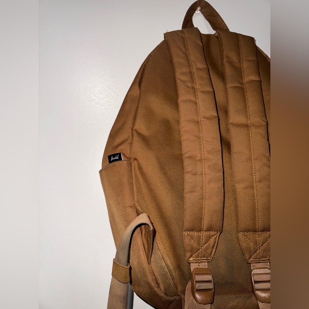Used Herschel’s Backpack - Picture 6 of 10